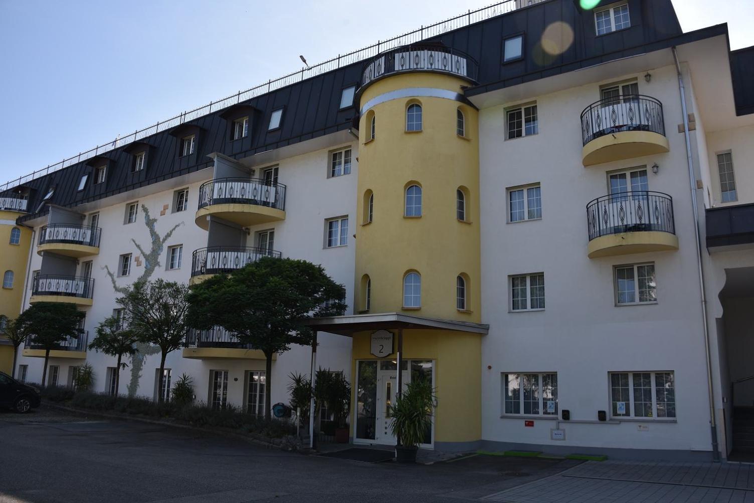 Motel & Aparthotel Brueggli Emmen Exterior foto